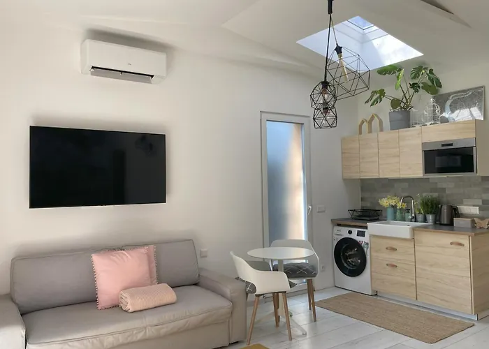 Fifteen Boutique With Self Check-in بودابست