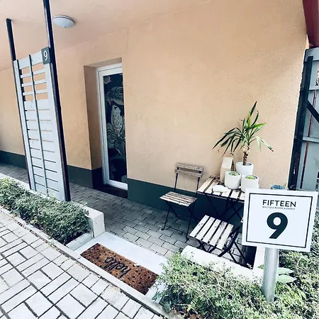 Fifteen Boutique With Self Check-in Πανσιόν