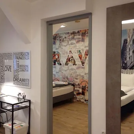 Fifteen Boutique With Self Check-in Gasthof